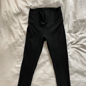 LULULEMON BLACK HIGH WAISTED LEGGINGS
